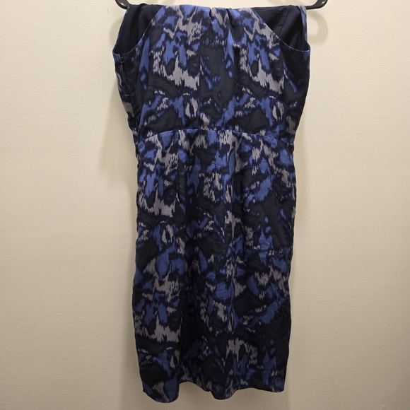 Greylin Blue and Black Mini Dress with Modern Elegance - Picture 6 of 6